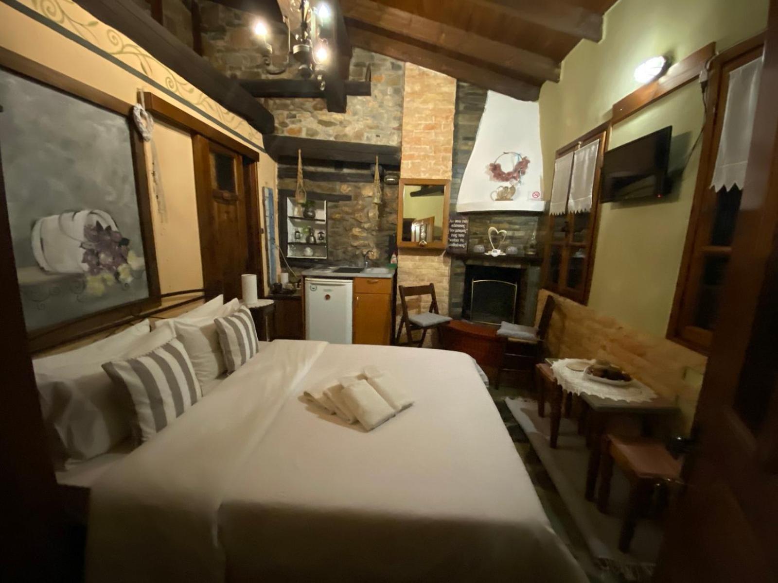 Traditional Guesthouse Erato Palaios Panteleimonas Ngoại thất bức ảnh
