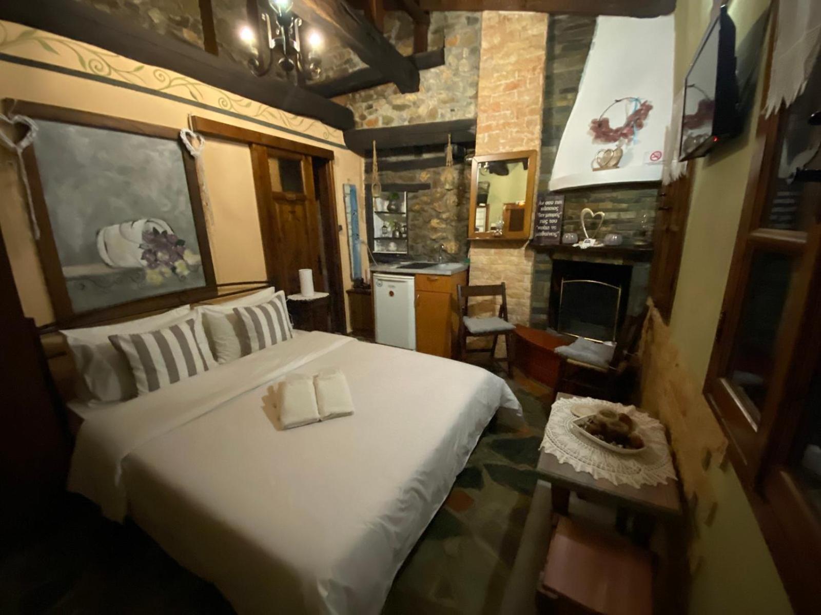Traditional Guesthouse Erato Palaios Panteleimonas Ngoại thất bức ảnh